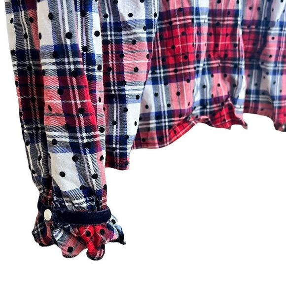 Court & Rowe Button Down Polka Dot Tied Collar Shirt - Picture 4 of 7